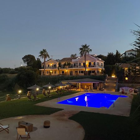 ספרטיה Theros Retreat מראה חיצוני תמונה