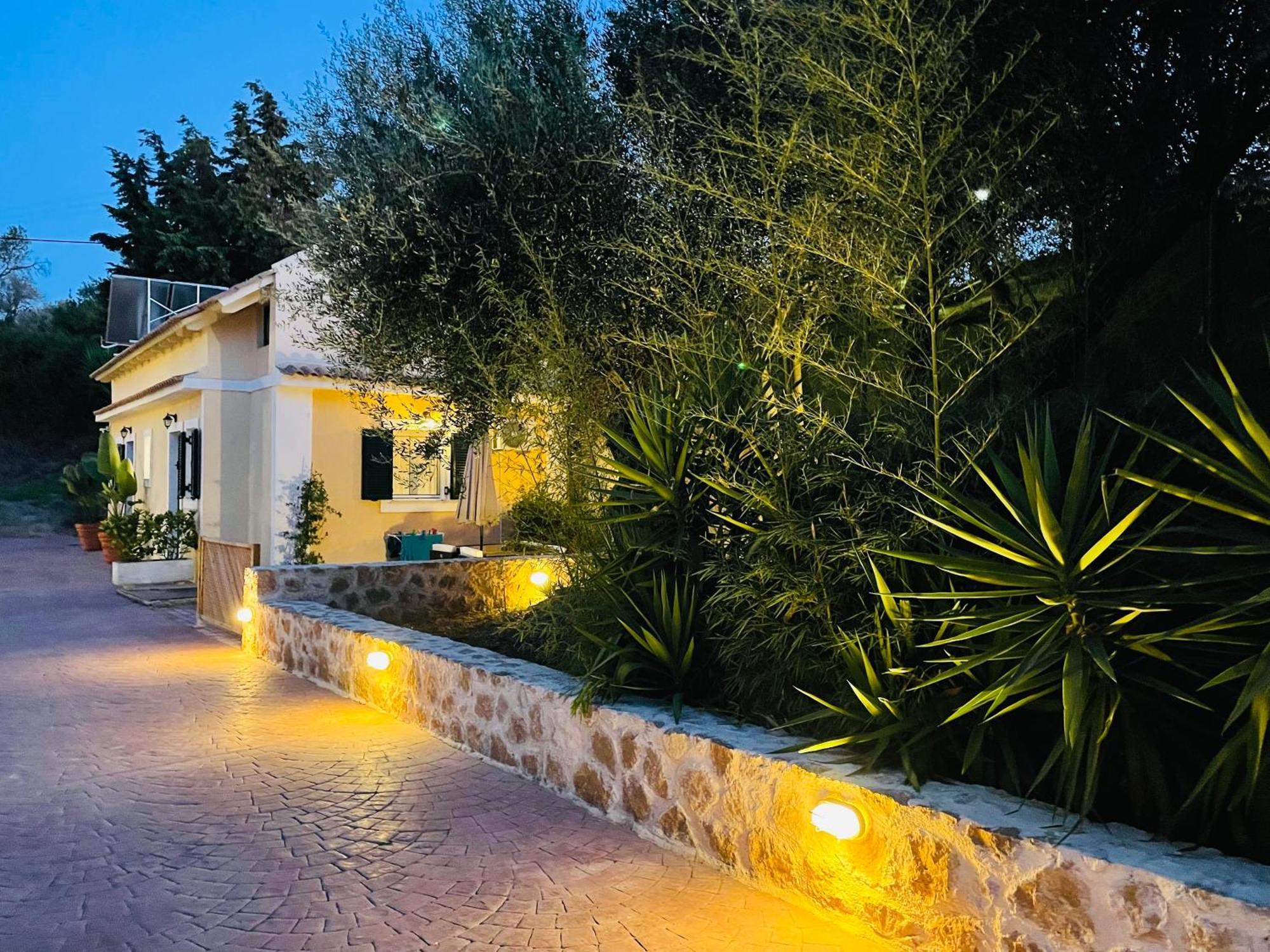 ספרטיה Theros Retreat מראה חיצוני תמונה